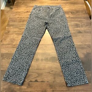🌟 Women’s Style & Co Leopard Print Pants